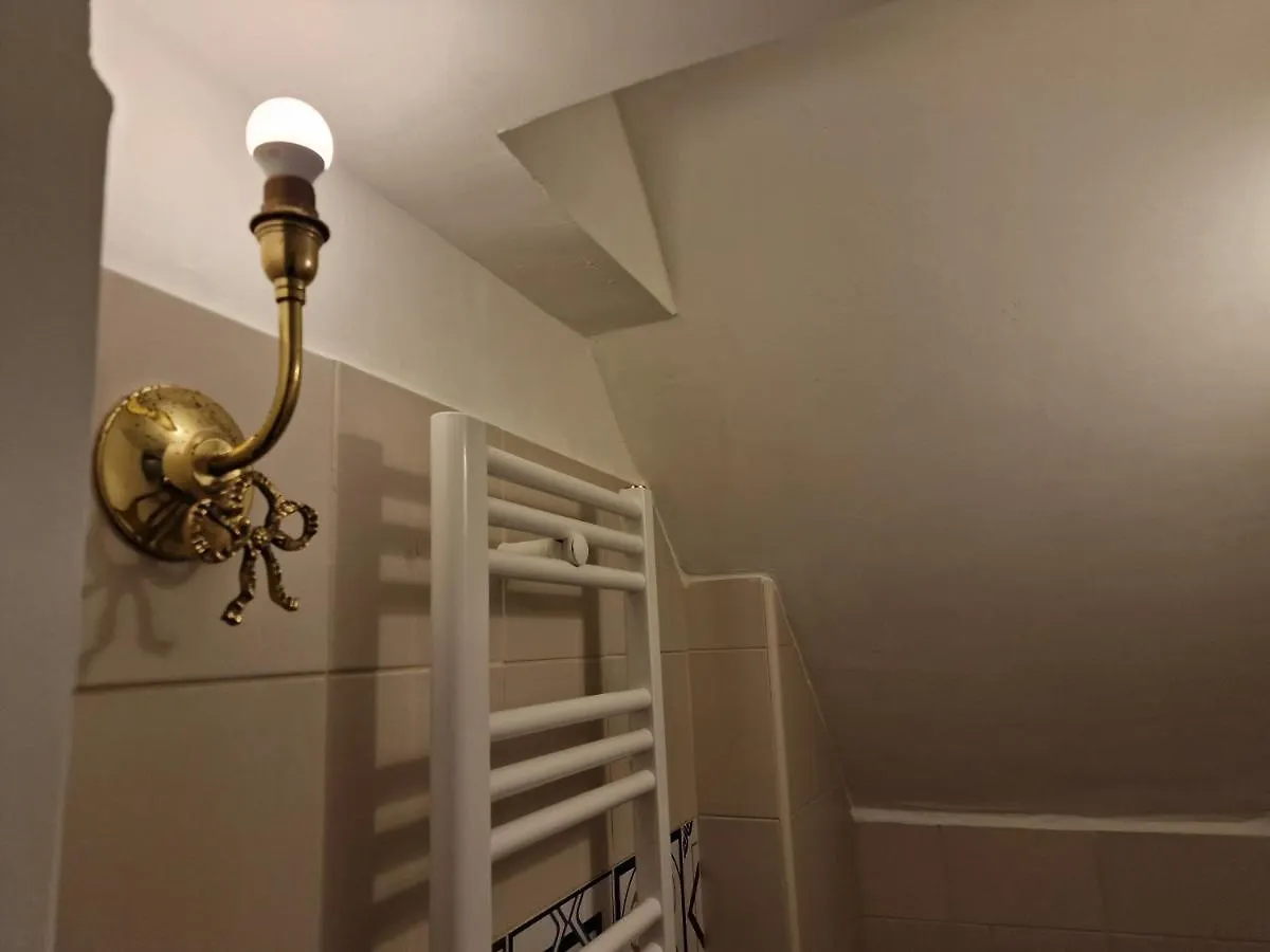 Case Di Paola Via Melo Appartamenti Bari 0*,